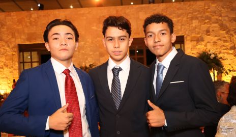  guille, José de Jesús y Patricio López.