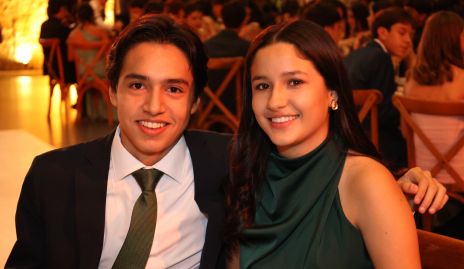  Rebeca Mireles y Pablo Martínez.