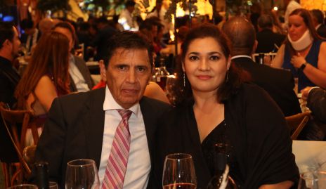  Claudia Ramos y Ermes Barragan.