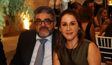  Humberto Castillo y Leticia Marquez.