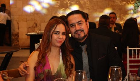  Elva Lara y Carlos Ortega.