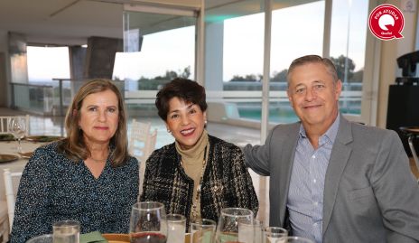  Marlú Mendizábal, Gaby Carbajal y Gerardo Vilet.