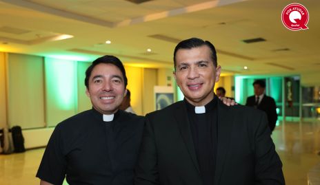  Pbro. José Antonio Martínez y Pbro. Rubén Pérez.