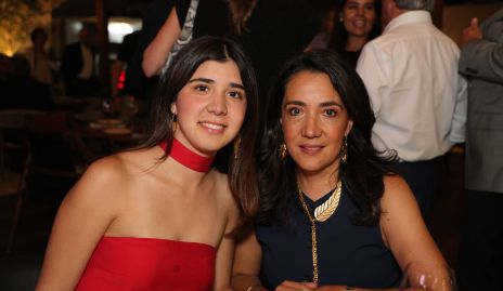  Mariel Espinoza y Malena Sámchez.