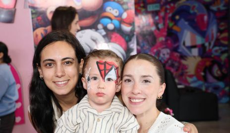  María Berrueta, Sebastián Valle y Ana Gaby Ibarra.