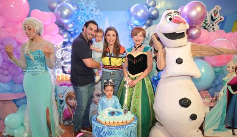 Gerardo Chevaile, María José Hernández, Alenca y Pablo Chevaile.