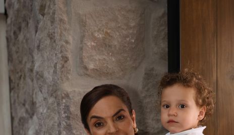  Adriana Díaz Infante con sus nietos.