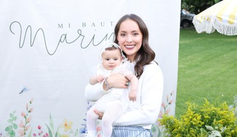  Laura Bravo con Marina.