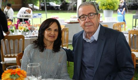  Rosario de Ortuño y Juan Ortuño.