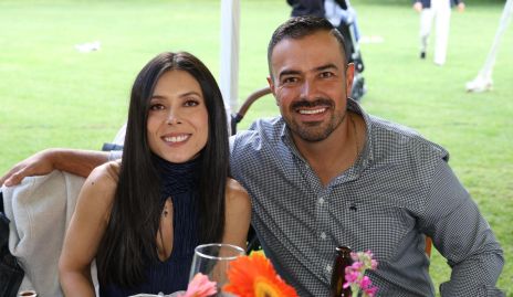  Ximena de Lozano y Roberto Lozano.