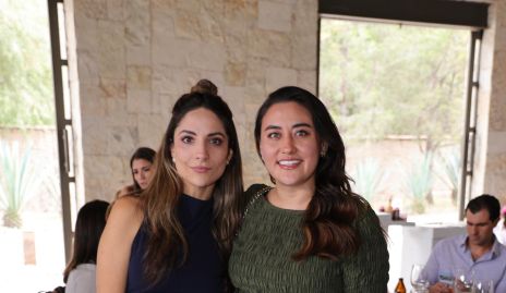  Daniela Torres y Begoña Paredes.