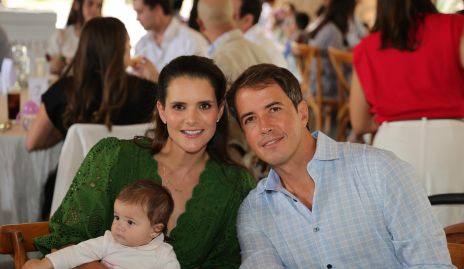  Jessica Martin Alba, Javiera y Javier Meade.
