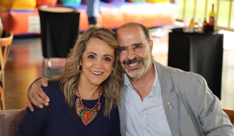  Rosa Mercado y Roberto Zarur.