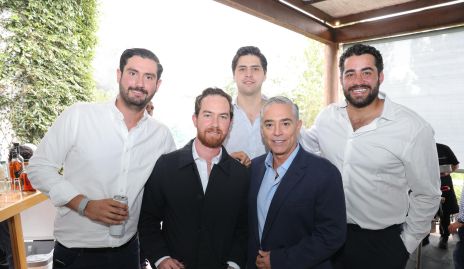  Polo Córdova, Alejandro Gómez, Piero Alessi, Gerardo Serrano y Carlos Morales.