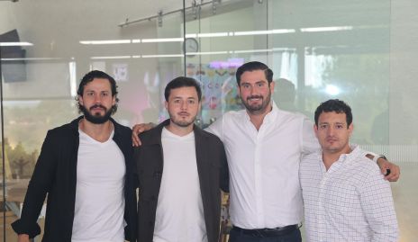  Alejandro Navarro, Juan Córdova, Polo Córdova y Alejandro Díaz de León.