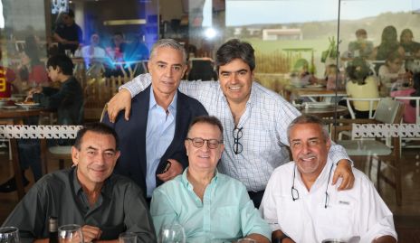  Gerardo Serrano, Paco Leos, Polo Córdova, Fernando Matienzo y Chavo Espinosa.