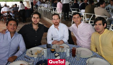  José Carlos Guerra, Diego Rodríguez, Alejandro Gómez, Santiago Madrid y Luis Lambert.