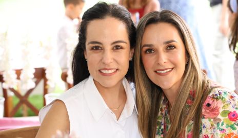  Ana Isa Torres y Mónica Zárate.