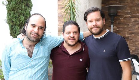  Juan Pablo Villalobos, Ali Omar Palau y Manuel Benitez.