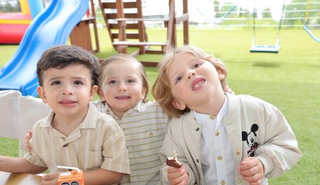  Andrés, Pato y Oliver.