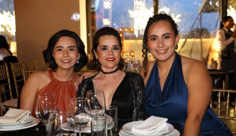  Estefanía Nogueira, Cinthia Gastelum y Daniela Gastelum.