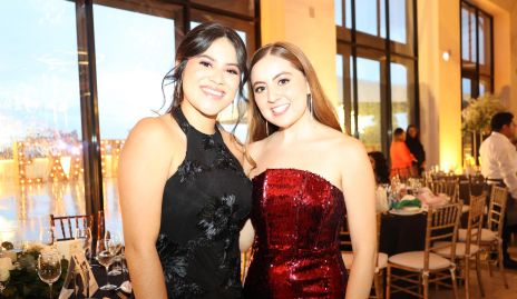  Kenia Zárate y Paulina Arellano.