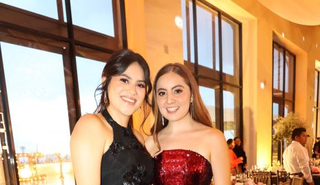 Kenia Zárate y Paulina Arellano.