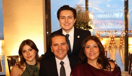  Hannia Garay, René Garay, René Garay y Alejandra Melo.