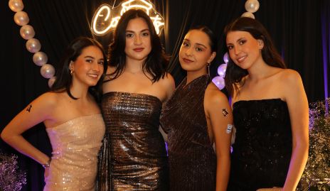  Alexa Meade, Victoria Rendón, Adri Ledezma y Sofía Flores.