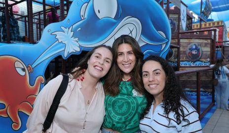  Tere Ledesma, Martha de la Rosa y Ale Zepeda.