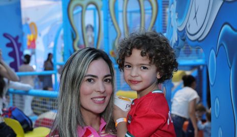  Elizabeth Berrones y Patricio Ruiz.