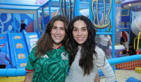  Martha Elena de la Rosa y Adri de la Maza.