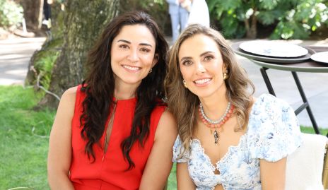 Isela Lara y Lucía Galarza.