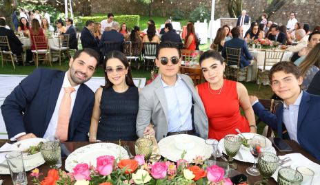  Santiago Nales, Sofía, Alonso, Luciana y Jerónimo Reverte.
