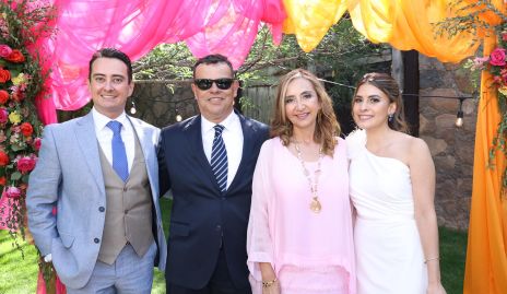  Alejandro Parra, Alejandro Parra, Raquel González y Daniela Reverte.