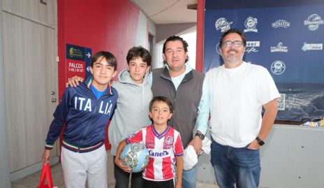  Andrés Hernández, Rodrigo Lozano, Mauricio Lozano, Jerónimo Lozano y Alejandro Hernández.