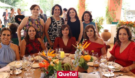 Laura Gómez, Laura de la Rosa, Fabiola González, Beatriz Treviño, Pina Cadena, Lupita González, Tuti González, Rosy Díaz Infante y Ana Luis Acosta.