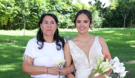  Carmen y Cecilia Dávila.