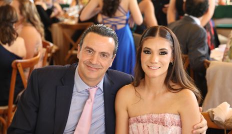  Mauricio y Marcela Vega.