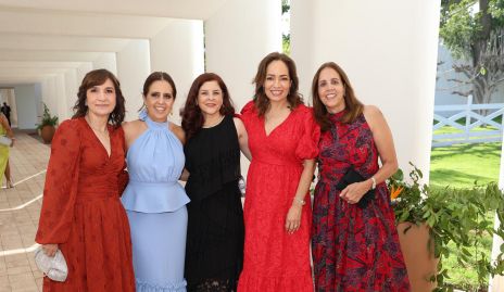  Pina Cadena, Laura Gómez, Lupita González, Ana Luisa Acosta y Laura de la Rosa.