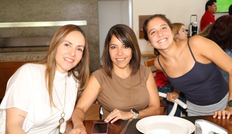  Ingrid Quintana, Cinthia Yepes y Renata ESquivel.