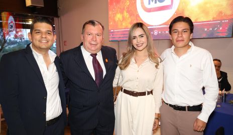  Tatiano Pérez, José Juan Pérez, Araceli Mora y Sebastián Pérez.