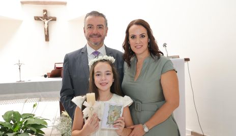 Roberto Pedroza, Sonia Mendoza y Romina Pedroza.