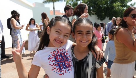  Luciana y Natalia.