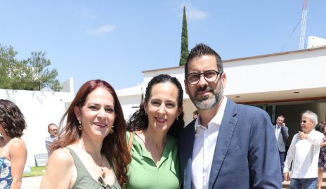  Gris, Marcela y Bernardo Reynoso.