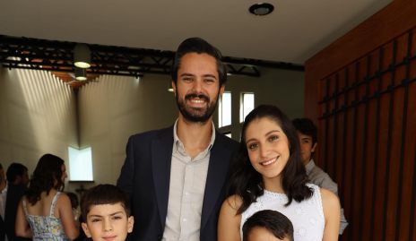  Diego Quintanar, Sofía Padilla, Bernardo y Marcelo Reynoso
arm19.jpg