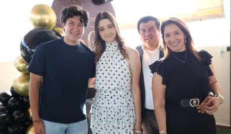  Marcelo Aguilar, Valeria Aguilar,  Roberto Aguilar y Rocío Moctezuma.