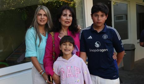  Mariana Berrones, Elizabeth Rodríguez, Renata Cordero y Fernando Rojo.