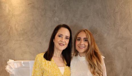  Graciela López y Gisell Villaseñor.