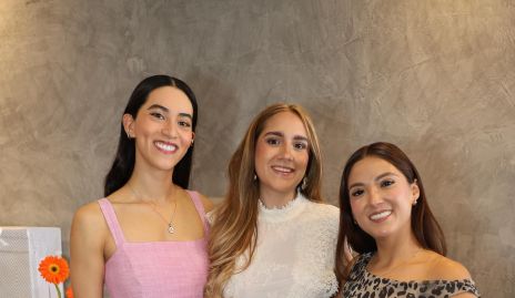  Ari, Gisell Villaseñor  y Fernanda Malagón.